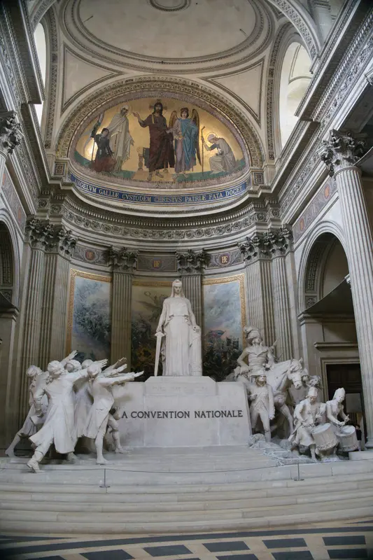 Paris, mai 2025